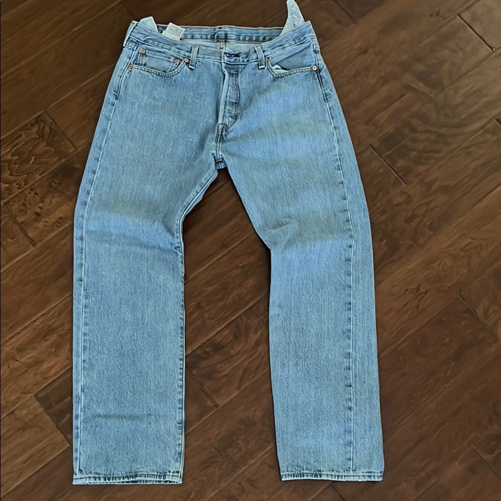 Levi's Blue Straight Jeans Timeless Denim- 501